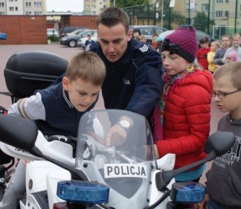Motocykliści u dzieci ze szkoły Podstawowej nr 1 [ZDJĘCIA]