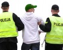 Włamali się do domu przy ul. Nowej. Ukradli alkohol, pieniądze i sprzęt RTV 