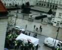 Namiot „Solidarnych 2010” zdemontowany przez straż miejską (WIDEO)