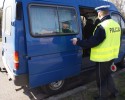 Policyjna akcja „Bus”: Skontrolowano około 80 pojazdów. Trzem kierowcom zatrzymano dowody rejestracyjne
