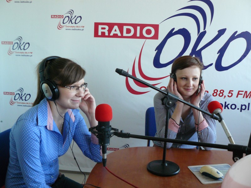 Dominika Rogalska i Klaudia Dawidczyk z kl. 2R fot. ZSZ nr 2 w Ostrołęce
