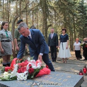 Ostrołęka: Miejskie obchody 76. rocznicy wybuchu II Wojny Światowej [WIDEO, ZDJĘCIA]
