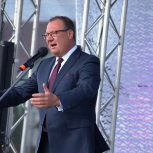 Poseł Kania pyta Kopacz o płacę minimalną w Niemczech