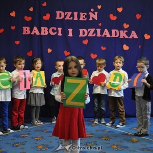 Dzień Babci i Dziadka w Punkcie Przedszkolnym „Kangurek” [ZDJĘCIA]