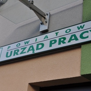 Interwencja Czytelnika: Urzędnicy PUP w kilka godzin „rozdali” dotacja dla bezrobotnych