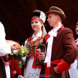 Wesele Kurpiowskie 2015: Młoda para z kadzidlańskiej „Kurpianki”, Miss Polski a wieczorem Skaldowie [ZDJĘCIA]