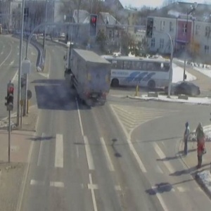 Ostrołęka: System „Red Light” przestanie od jutra straszyć kierowców