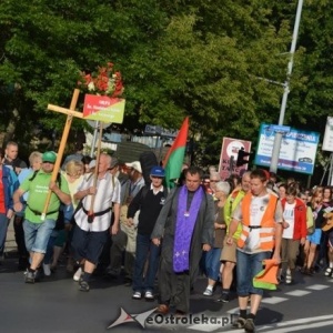 Trwa piesza pielgrzymka na Jasną Górę [WIDEO]