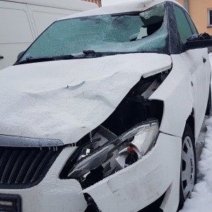 Sieluń: Tragiczne potrącenie na DK 61. Nie żyje młody mężczyzna