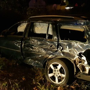 Wypadek w Myszyńcu Starym. Do szpitala trafiły trzy młode osoby [ZDJĘCIA]