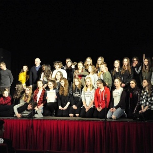 „Promyki Dziesiątki” laureatami V Festiwalu Teatrów Szkolnych [ZDJĘCIA]