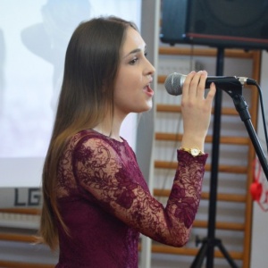 Koncert walentynkowy w II LO [ZDJĘCIA]