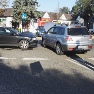Ostrołęka: Poważny wypadek przy PKS-ie. Czworo nastolatków trafiło do szpitala [FOTO]