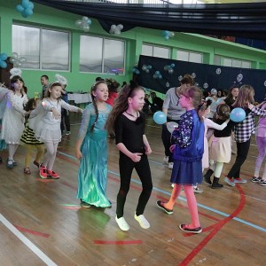 Zabawa choinkowa osiedli Parkowe, Traugutta i Witosa [ZDJĘCIA]
