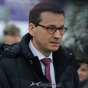 Premier Morawiecki w Ostrołęce. "Nie trzeba stąd wyjeżdżać" [WIDEO]