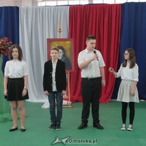 Święto patrona w Gimnazjum nr 2 im. Danuty Siedzikówny „Inki” [WIDEO, ZDJĘCIA]