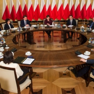 &nbsp;Spotkanie premier Szydło z przedstawicielami klubów parlamentarnych. Bez kompromisu ws. TK