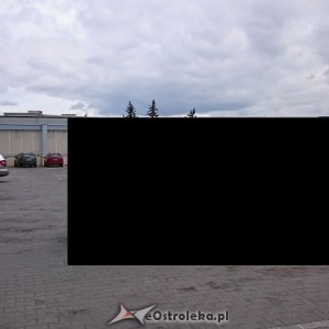 Interwencja Czytelnika: „Kierowca białego bmw nie umie parkować?” [WIDEO, ZDJĘCIA]