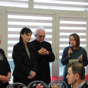 Wigilijne spotkanie podopiecznych MOPR w „Tanim Barze” [ZDJĘCIA]