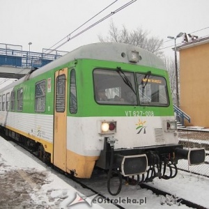 Pociągi do Warszawy będą, lecz samorząd chce więcej