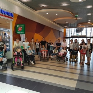 Pierwsze Półkolonie „Chcę żyć jak inni” w Kolorowej Szkole [ZDJĘCIA]