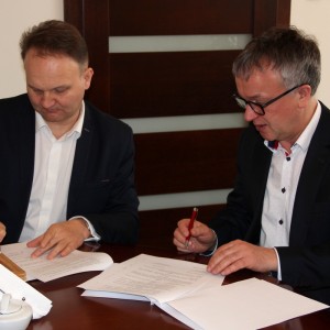 SPS Handel obejmuje patronatem technikum handlowe z ZSZ nr 3 i ZSZ nr 4 [ZDJĘCIA]