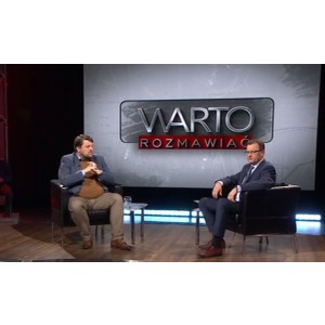 Mocny materiał w programie "Warto rozmawiać". Co się dzieje w Urzędzie Miasta?