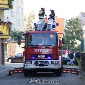 Zadymienie w bloku przy Modrzejewskiej. Interweniowały trzy zastępy strażackie