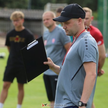 "Nie jesteśmy gotowi na IV ligę". Zmiana trenera w Narwi Ostrołęka