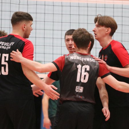 Zimna krew Iskry. Goście z Warszawy pokonali ostrołęcki Volley [ZDJĘCIA]