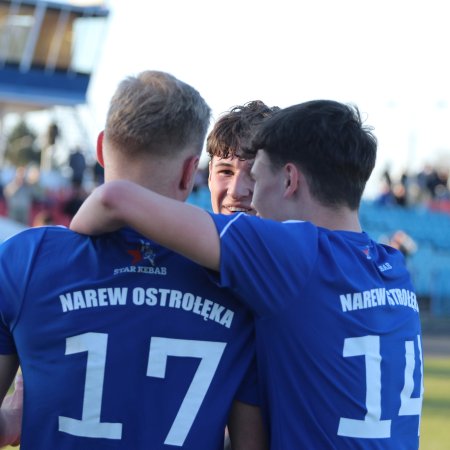 Czołówka V ligi po 19. kolejce: Łomianki, Polonia II, Narew [TABELA]
