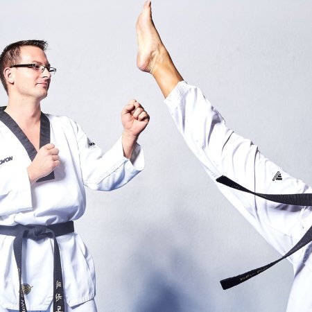Jak nazywa się strój do taekwondo i co warto o nim wiedzieć?