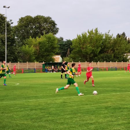 Spora publika i 5 goli. Narew wygrała sparing z Kurpikiem