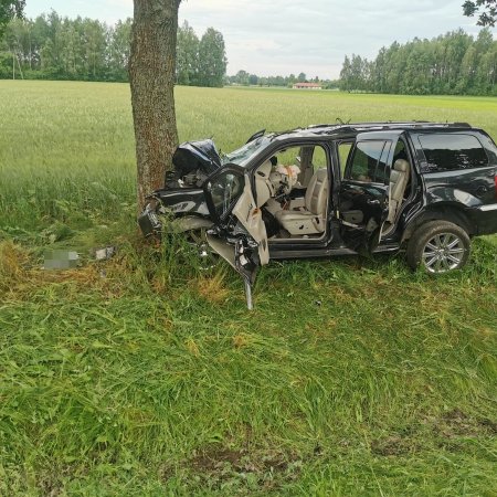 Tragiczny wypadek na DK62: Jedna osoba nie żyje, czworo rannych, w tym dwoje dzieci!