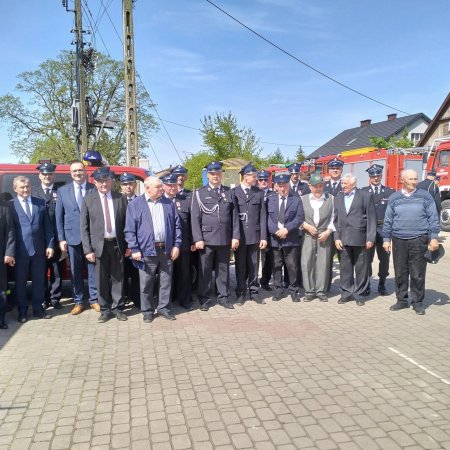 Dzień Strażaka w Ramionach. Nowy samochód dla OSP i odznaczenia dla strażaków [ZDJĘCIA]