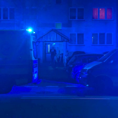 Policjanci z Ostrołęki pomogli niepełnosprawnemu mieszkańcowi