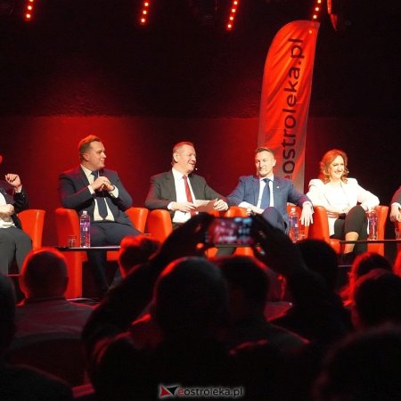 Smród w Ostrołęce. Jak z nim walczyć? Takie pomysły padły na debacie prezydenckiej [WIDEO]