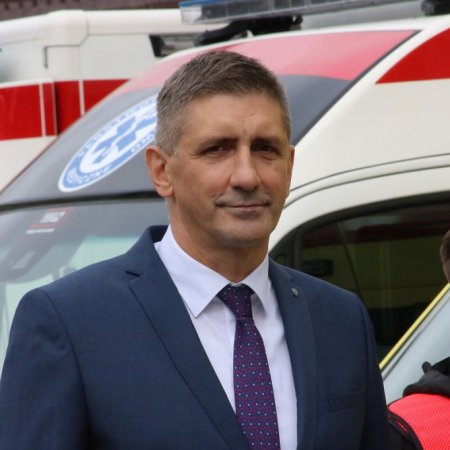 Kolejne samorządy otrzymały karetki od „MEDITRANS OSTROŁĘKA”