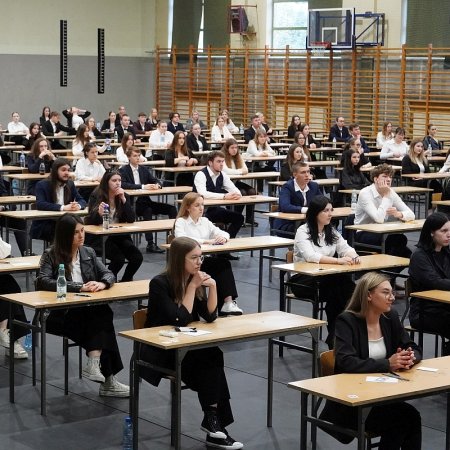 Matura 2025. Egzamin dojrzałości tysięcy absolwentów szkół średnich