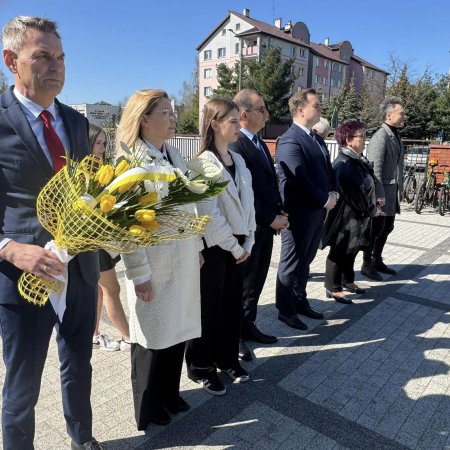 Ostrołęka uczciła pamięć Jana Pawła II w 20. rocznicę śmierci [ZDJĘCIA]
