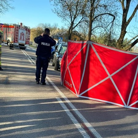 Śmiertelny wypadek w gminie Myszyniec. Kierowca skody usłyszał zarzut