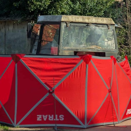 Tragiczny wypadek w Borowcach. Nie żyje kobieta potrącona przez ciągnik rolniczy [ZDJĘCIA]