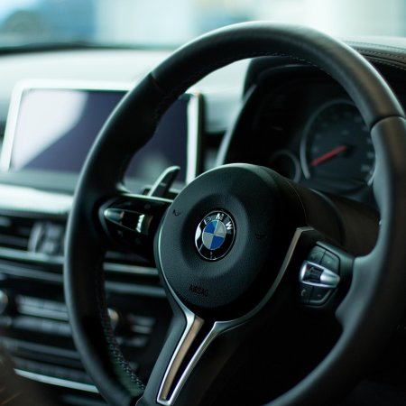 112 km/h w terenie zabudowanym. 27-latek w BMW stracił prawo jazdy