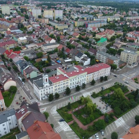 Turystyka w Ostrołęce w 2025 roku. Mniej gości, ale zostawali na dłużej