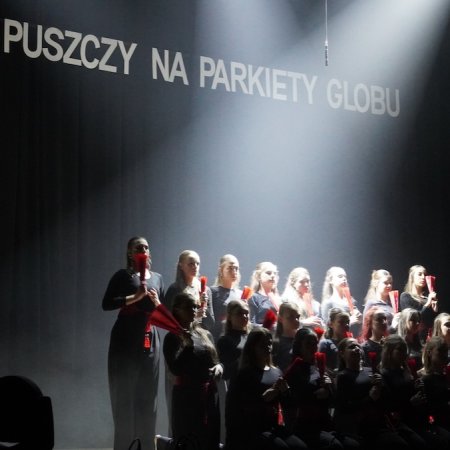 InQbator Teatralny 2025: Taneczne widowisko "Z Puszczy na Parkiety Globu" [ZDJĘCIA, WIDEO]