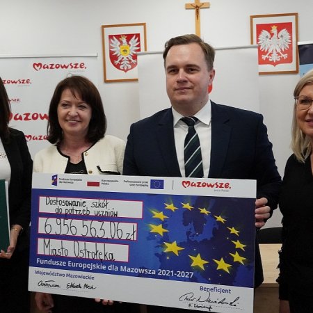 Blisko 7 mln zł na modernizację szkół w Ostrołęce – lepsze warunki dla uczniów [ZDJĘCIA]