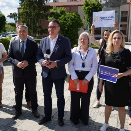 KO, Polska 2050, Lewica i PSL wspierają Trzaskowskiego. "Pokazujemy, że jesteśmy razem" [WIDEO, ZDJĘCIA]
