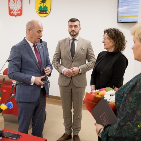 Sesja Rady Gminy Lelis: Integracja, podziękowania i nowe otwarcie [ZDJĘCIA]