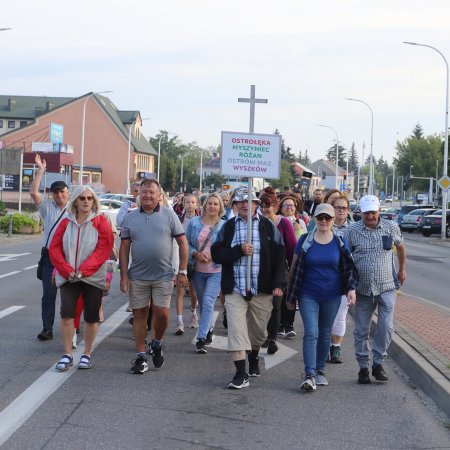 Pielgrzymka na Jasną Górę 2025. Pątnicy już w drodze [WIDEO, ZDJĘCIA]