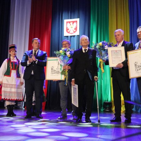 Niech żyje Ostrołęka! Tak uczczono 652. rocznicę nadania praw miejskich [WIDEO, ZDJĘCIA]